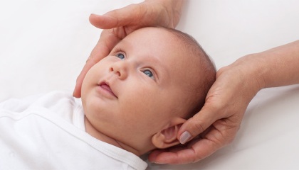 Tu recién nacido tiene cólicos, plagiocefália o tortícolis?